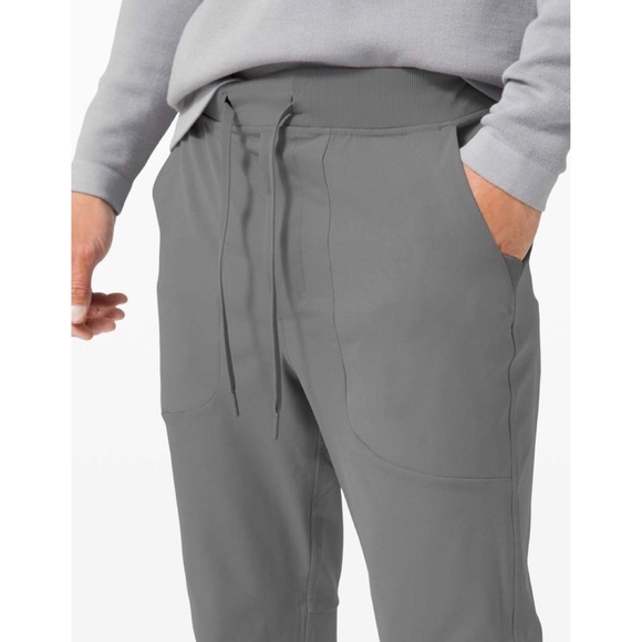 Lululemon | Men’s Lululemon ABC Jogger 30"
Asphalt Grey ~ XL - Picture 4 of 11
